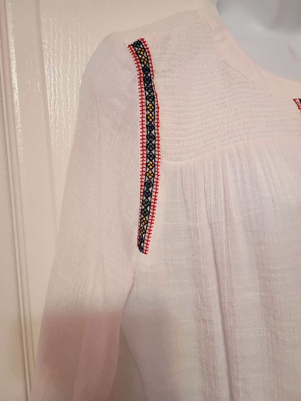 Boho White Embroidered Peasant Top - Picture 4 of 9